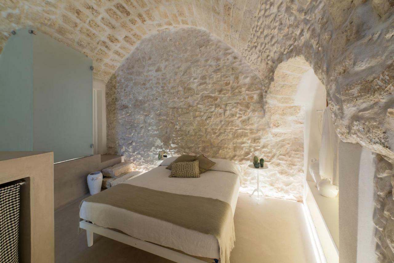 Vittoria Luxury Suite A Ostuni By Wonderful Italy Экстерьер фото